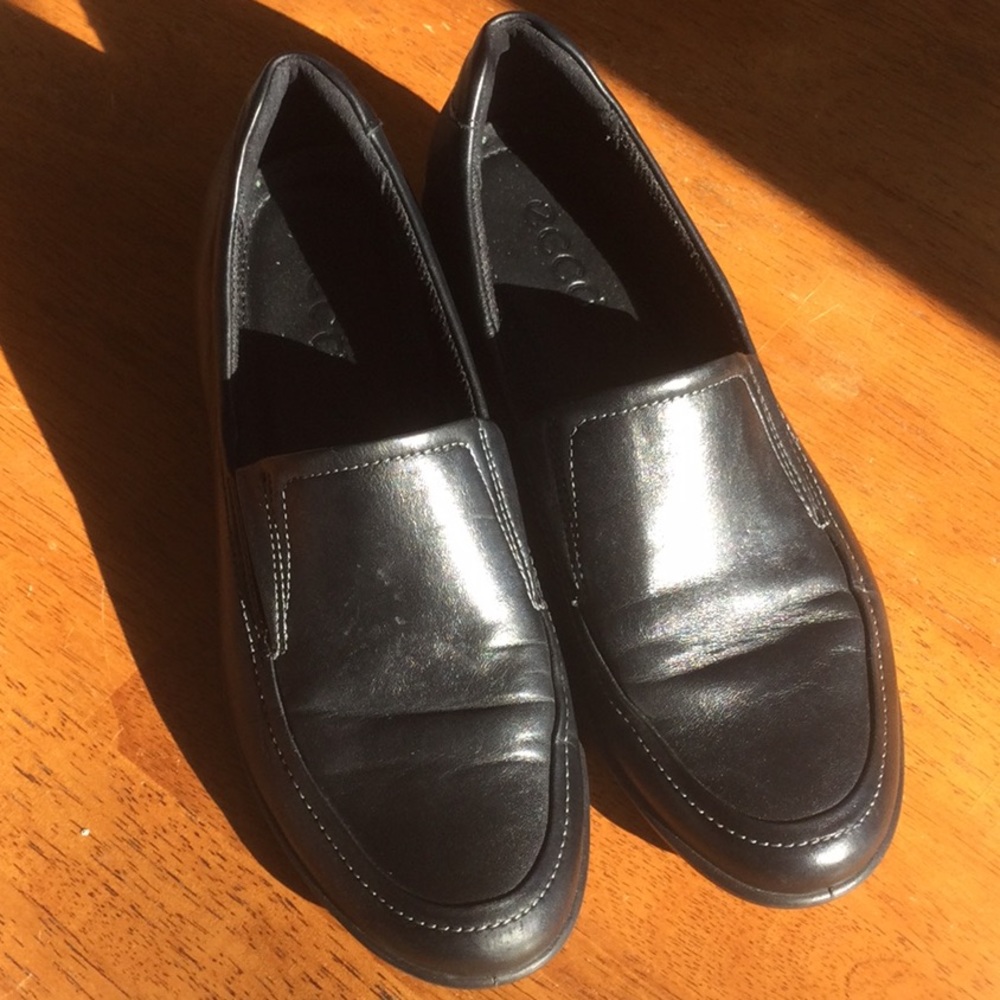 Ecco Black Leather slip on shoes